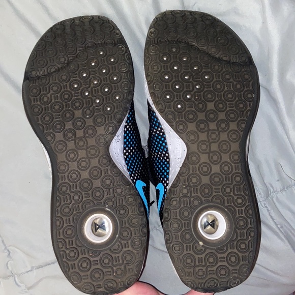 New Nike PG4 Oreo Mens Size 10.5 - Picture 5 of 6